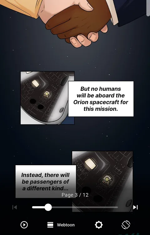 A comic in webtoon mode with the reader toolbar and page slider showing